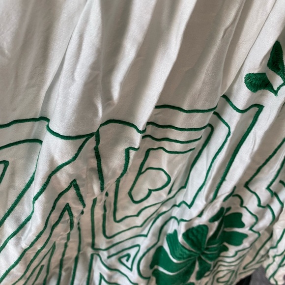 RARE NWT ANTHROPOLOGIE Forever That Girl Embroidered Mini Dress. Size M - Picture 7 of 10